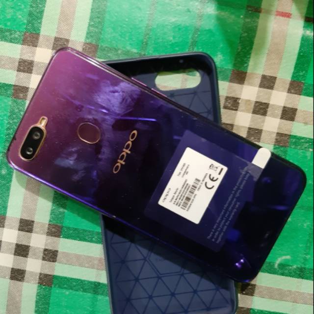 Oppo F9 bekas