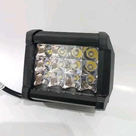Lampu Tembak LED 12 Mata Lampu Cree LED 12 Mata Lampu Sorot Worklight LED 12 Mata