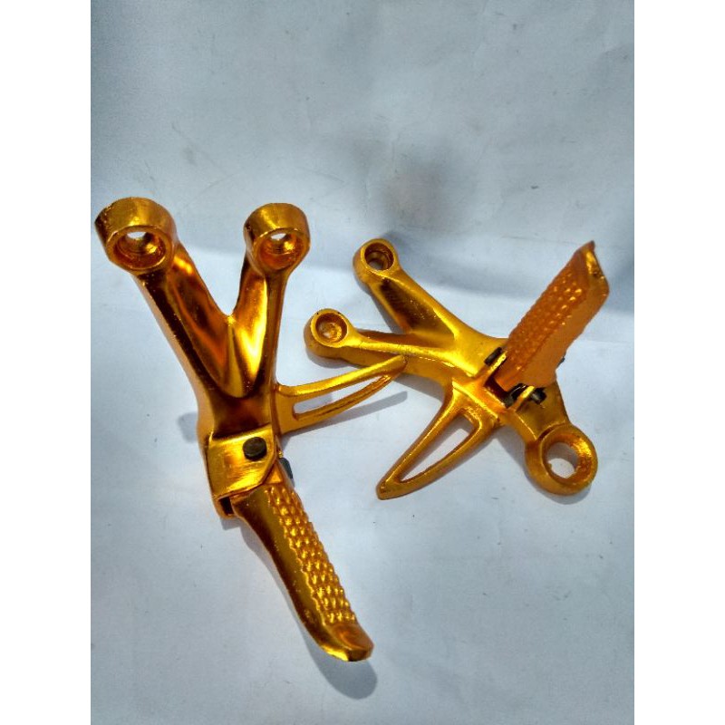 FOOTSTEP SATRIA FU BOSTEP SATRIA FU POSTEP SATRIA FU GOLD