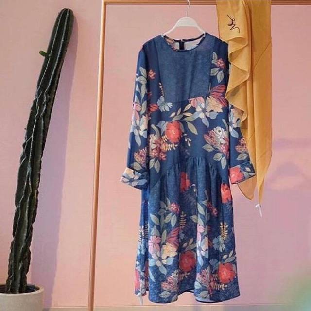 Kinanti Tunik Sideline Labels sz L