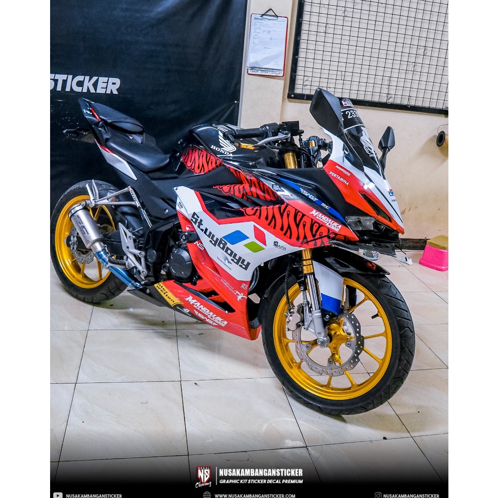 Decal Stiker Cbr 150 r 2021 Mandalika