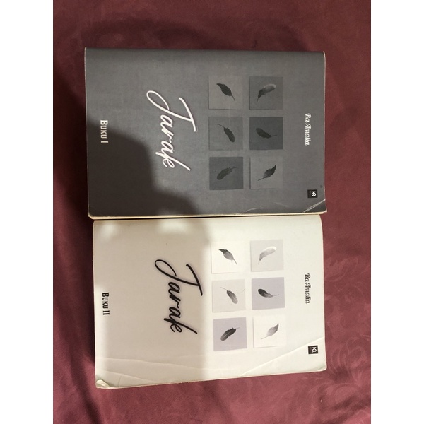 novel bekas / preloved Ra Amalia JARAK 1 & 2