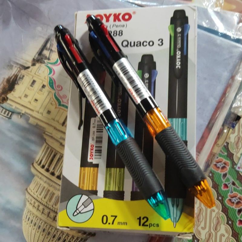 

Pulpen 4 warna Joyko Quaco 3