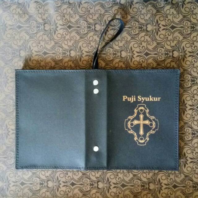 Cover Sampul Tas Dompet hitam doff untuk Puji Syukur ukuran besar