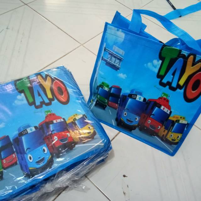 

Tas souvenir ultah