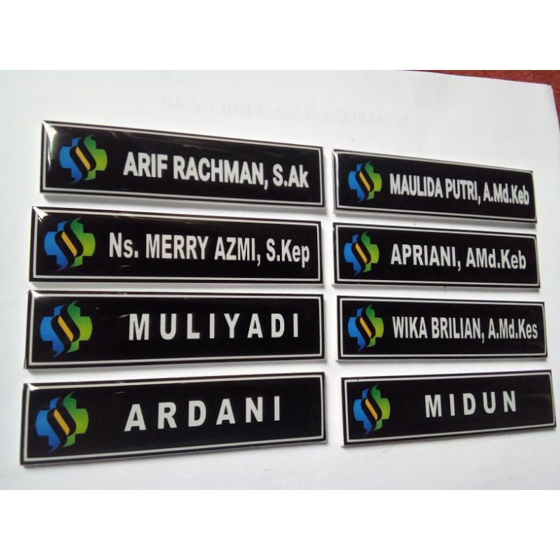 

Name Tag pengait peniti