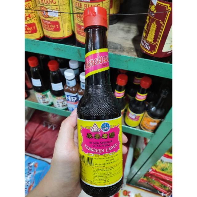 

NARCISSUS yong chun lao gu cuka hitam. Black vinegar 250ml