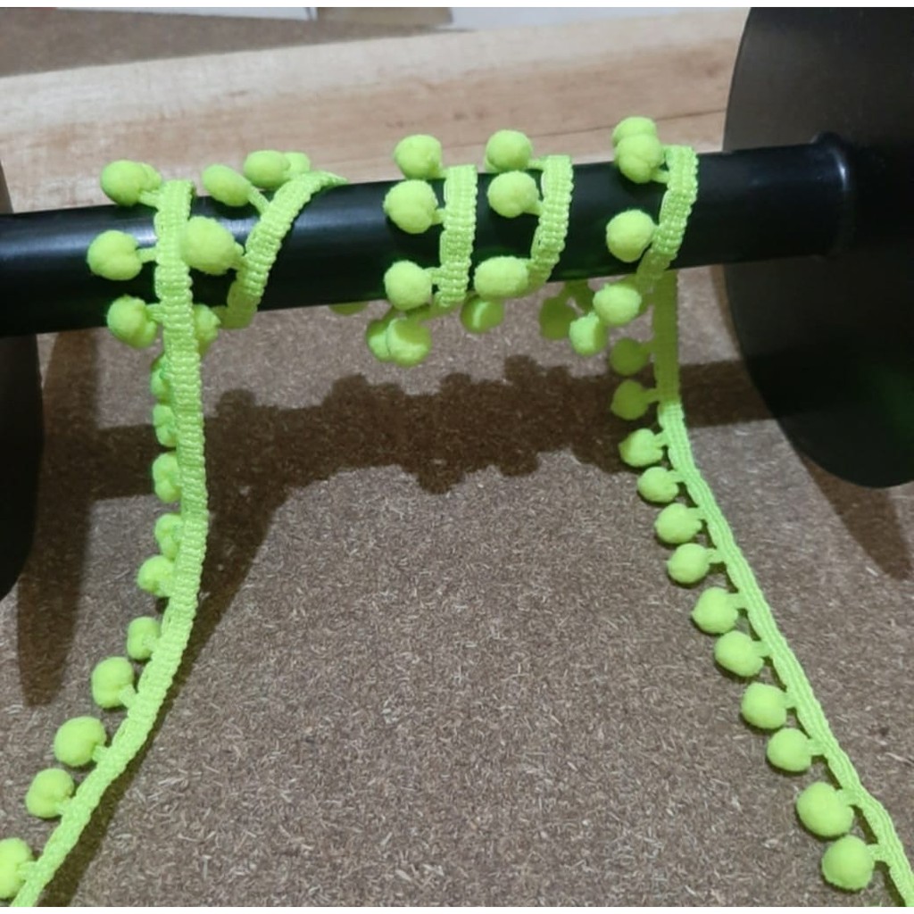 

Renda Baso/Pompom 1.5cm perrol hijau stabilo