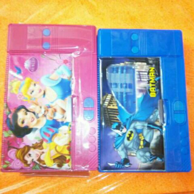 

Tempat pencil jumbo tombol