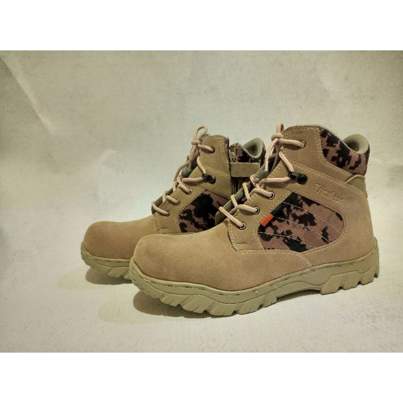 SAFETY TACTICAL BOOTS Sepatu Tactical Boots 6 Inci Bahan Suede untuk Pria dan Wanita Sepatu Tactical
