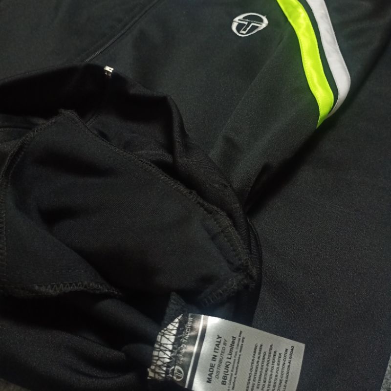 jaket tracktop pria / tracktop