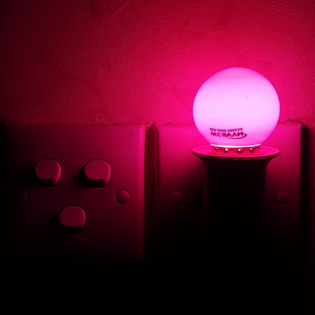 Myvo Pink Lampu Led Ping Pong 3W E27 Warna Pink + Linux Fiting Colok Switch / LAMPU TIDUR