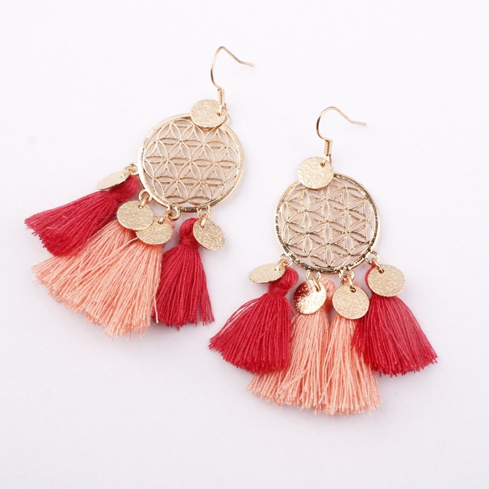 Anting Kait Gantung Desain Dream Catcher Hollow Warna Gold Hias Rumbai Wol Untuk Wanita