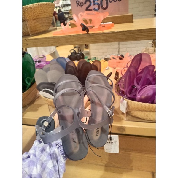 Sandal Rubi Jelly