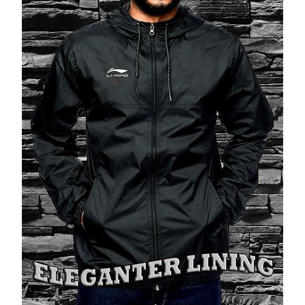 Jaket Tebal Badminton Lining