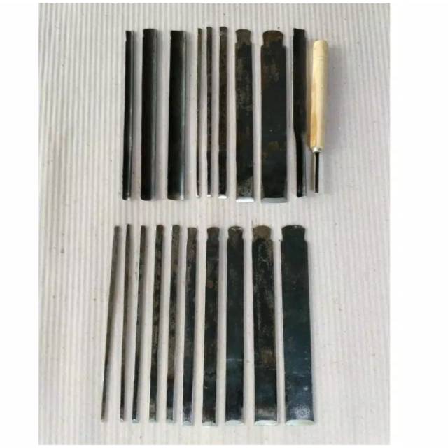 Pahat Ukir Kayu Jepara, Tatah Ukir set D