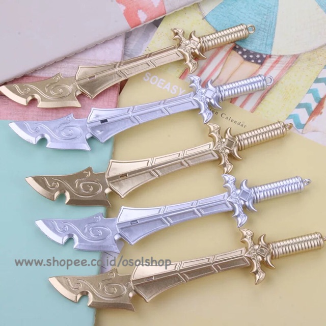 SATUAN Pulpen Pedang / pisau senjata gel pen / bolpen karakter lucu unik souvenir pernikahan