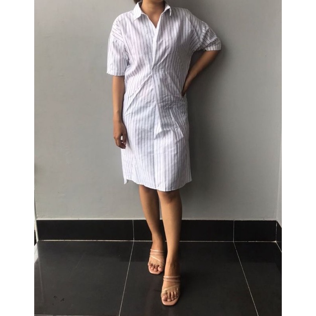 Preloved/Medium Dress/Dress Putih/Kemeja Panjang