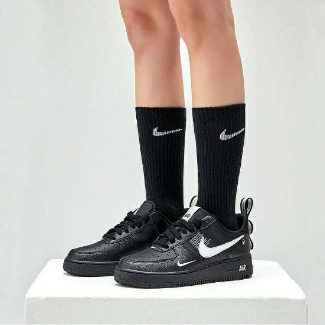 NIKE AIRFORCE 1 LV8 UTILITY