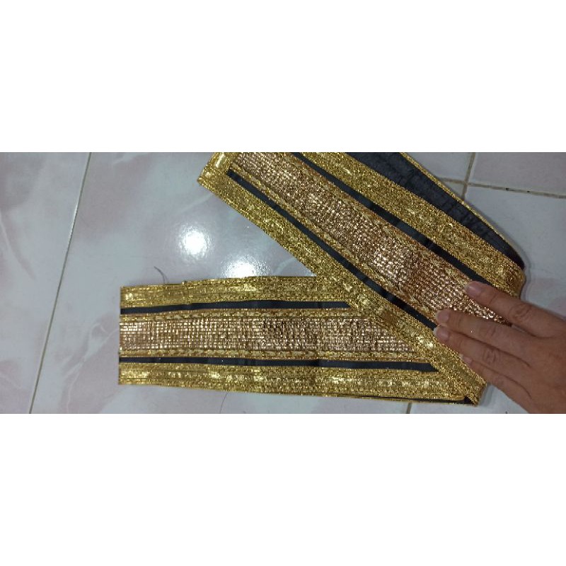 Ikat pinggang fabbekkeng jas tutup adat Bugis makassar