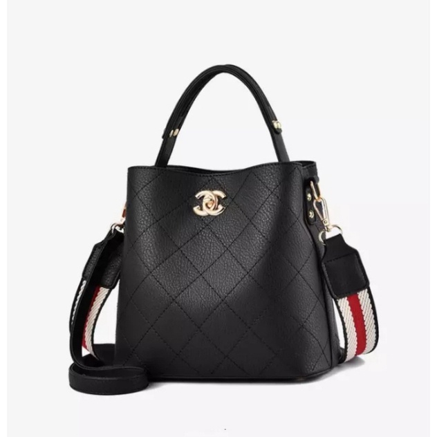 Tas Selempang Mini Wanita Tas Selempang Wanita Kekinian Tas Selempang Wanita Model Terbaru Tas Selempang Wanita Import Tas Batam Tas Import Tas Branded Anaya Store