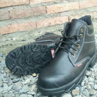  Sepatu  Safety  sefty septy safeti Semi Boot Murah 