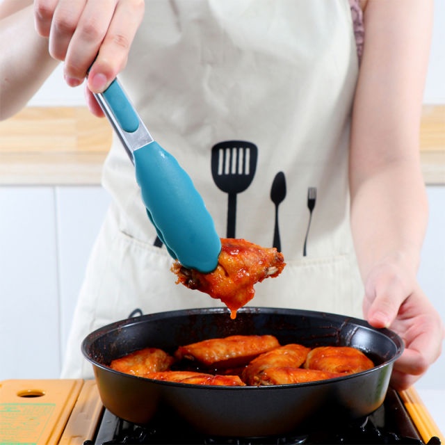 [COD] Silicone Utensil / Spatula Silicon Tahan Panas / Sutil Silikon Capit/ Pengocok Telur Kitchen Tool Sutil Silikon Gagang Kayu