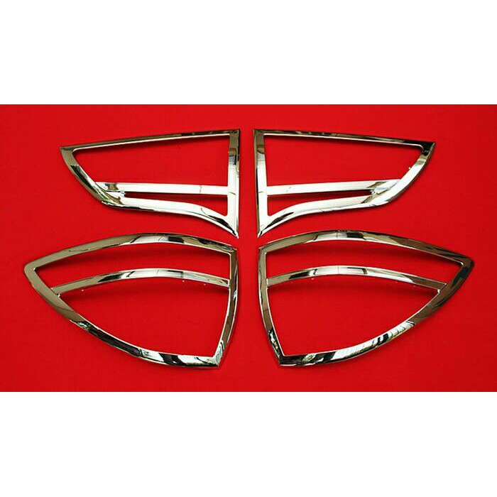 garnish/list lampu belakang pajero sport Aksesoris Mobil