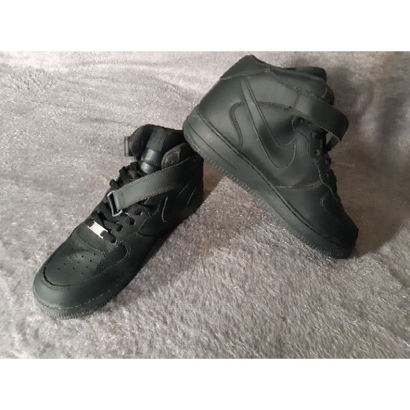 Nike_Air_Force_1_Mid07_Black