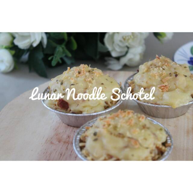 

Lunar Noodle Schotel