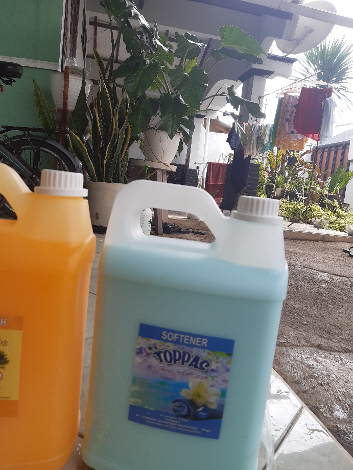 Toppas Softener Pakaian Blue Segar / Pink Lembut / Ungu - Violet 5l 5 Liter Promo Murah