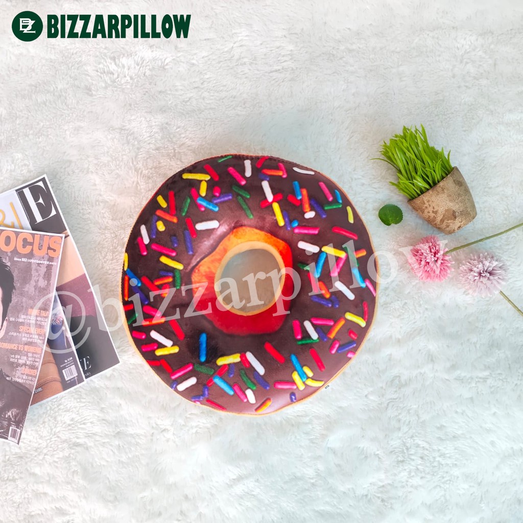 Bizzarpillow Bantal Sofa Motif Donat Size S BZ313