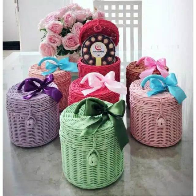 

Hampers cantik rotan koper ina cookies / jnc cookies