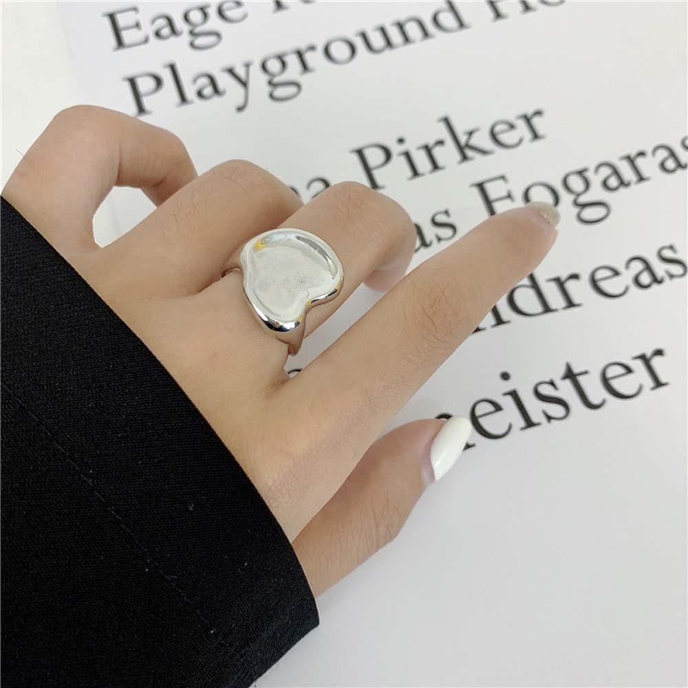 Mxbeauty Cincin Logam Punk Kepribadian Wanita Halus Cekung Berbentuk Perhiasan Fashion