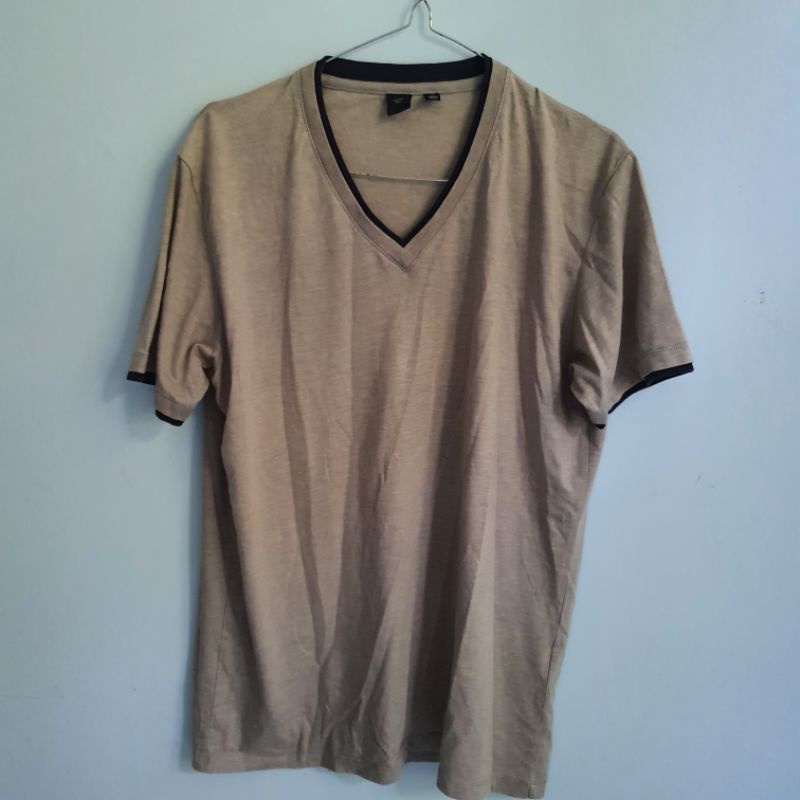 Kaos Uniqlo Dry Fit Pria Second Bekas Preloved