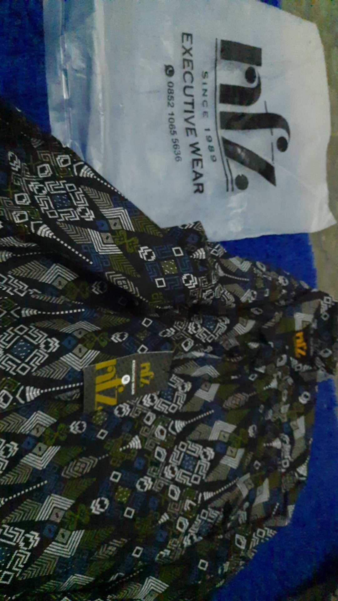 Kemeja Batik Premium Pria Lengan Panjang Hitam Slimfit Long Batik Songket Black Murah Distro