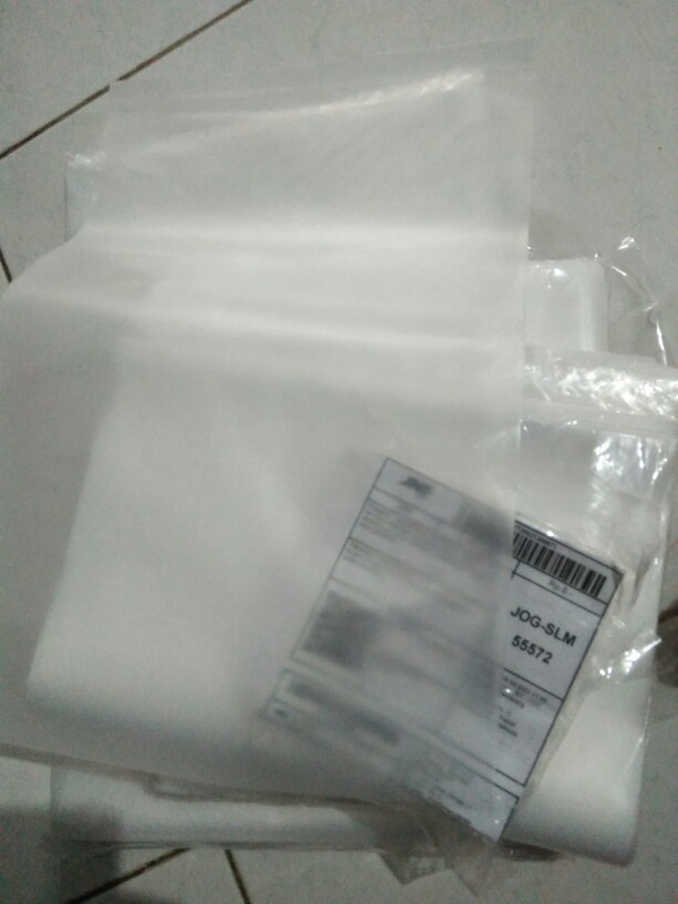 Plastik Beras Hd 2,5 Kg 23x35 Tebal 05 Polosisi 100 Bh