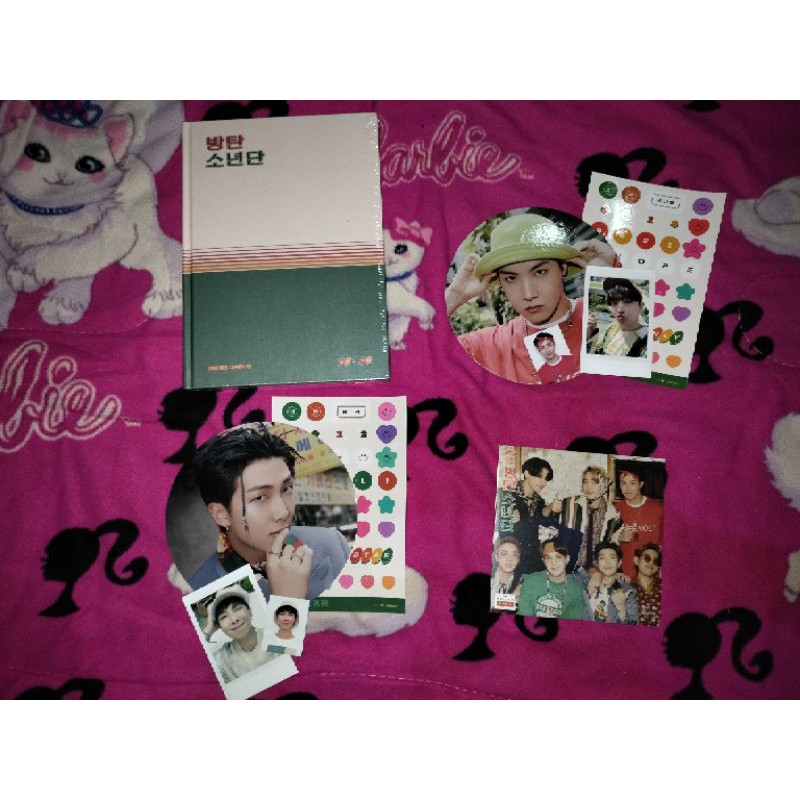 ready stock sharing season greeting 2021 sg21 bts