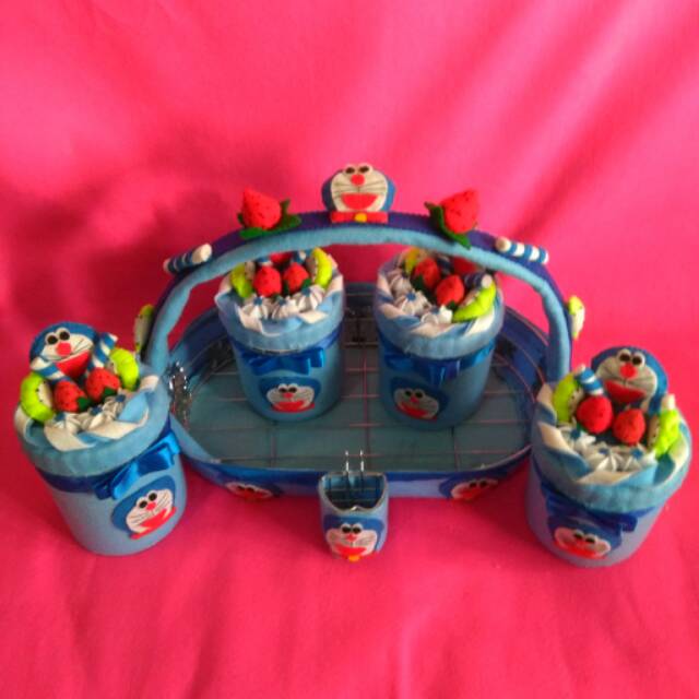 Satu set toples hias