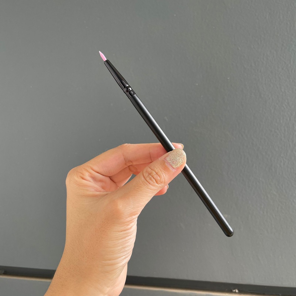 PINK Silicone Glue Applicator / Kuas Lem Bulu Mata Silikon / EYELINER BRUSH