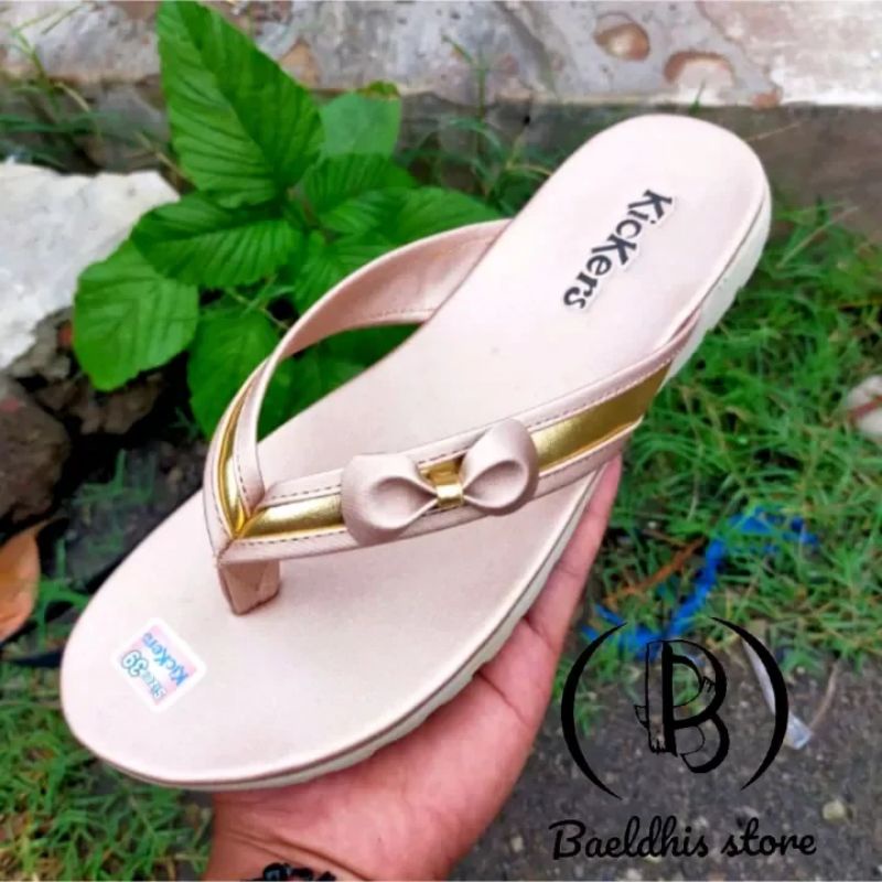 promo sandal remaja kekinian bahan silued enak dipakai tidak licin sandal wanita sandal lebaran keki