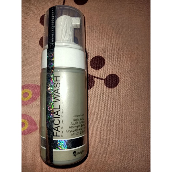 MS glow facial wash acne
