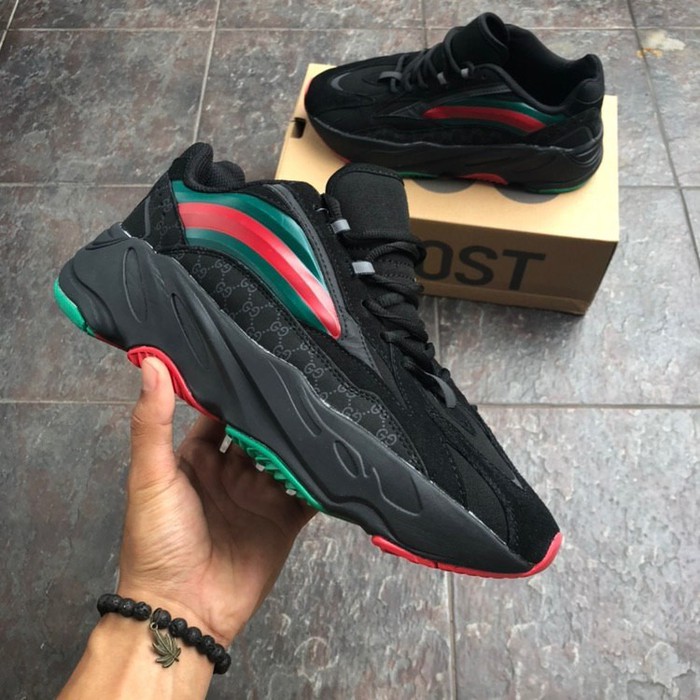 SEPATU ADIDAS YEEZY BOOST 700 GUCCI 