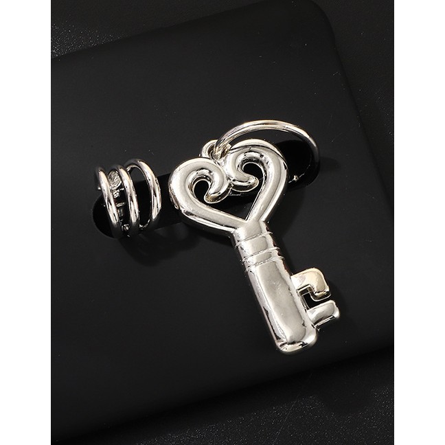 LRC Anting Tusuk Fashion Silver Love Key Asymmetric Earrings D46868