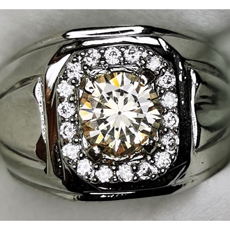 Batu permata White moissanite