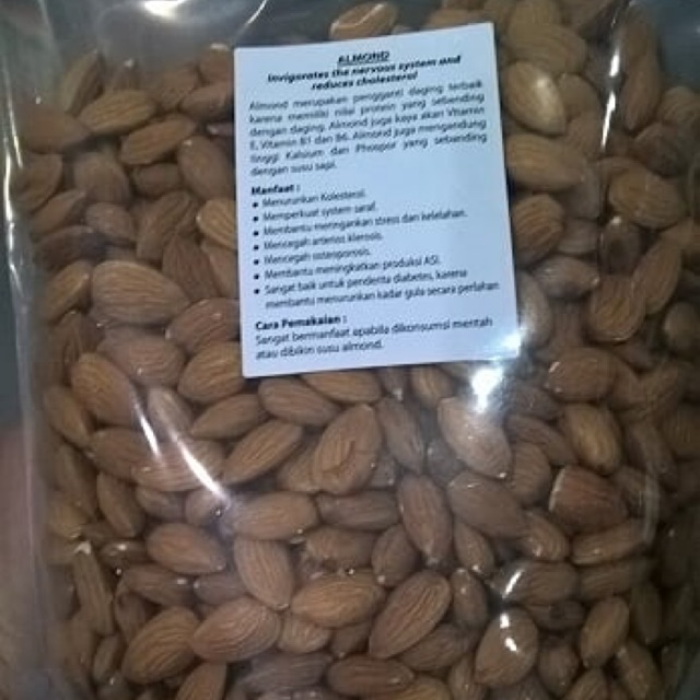 

Kacang almond 100 gram