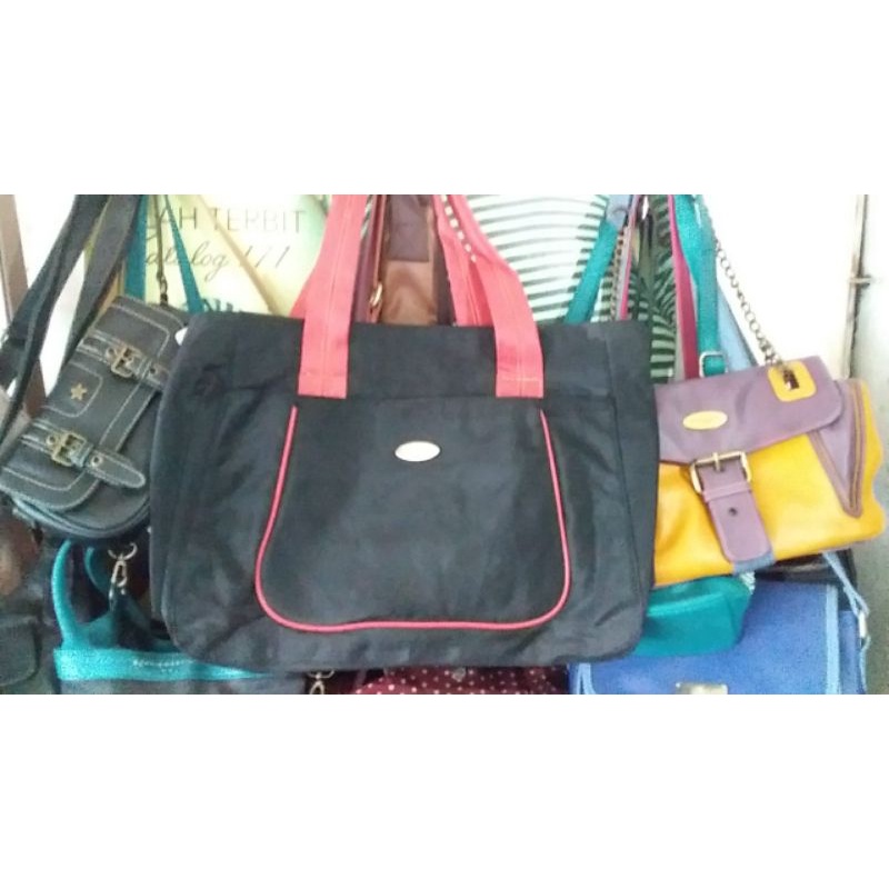 tas Hitam SOPHIE Martin