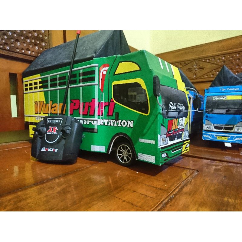 Miniatur Truck Canter Remot (rc) Oleng 43cm +Free Batrai