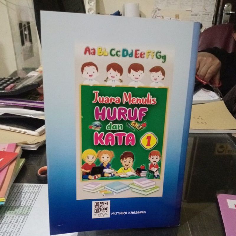 Buku Juara Menulis Huruf Dan Kata 1 (15×23cm)