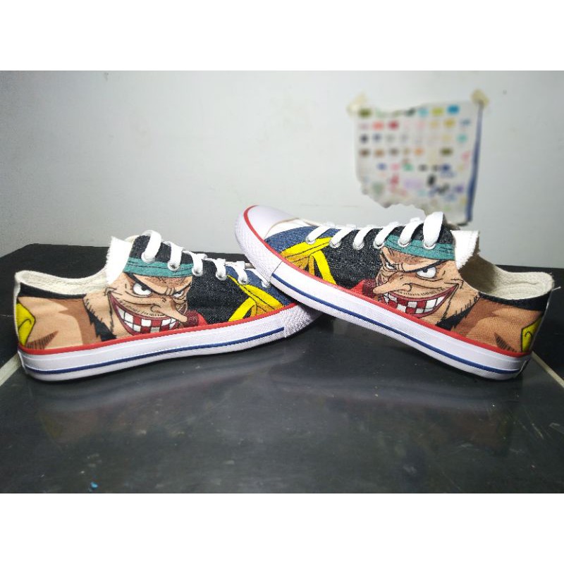 Custom Converse Kurohige